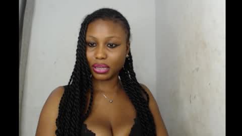 Snapshot of sexy_badgirl2 chatting on September 27, 6:29 am Sexy blackgirl2 online show from September 27, 6:29 am