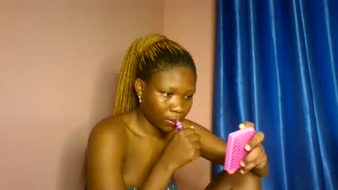 Snapshot of sexy_bellah1 chatting on July 17, 8:03 pm bellah online show from July 17, 8:03 pm