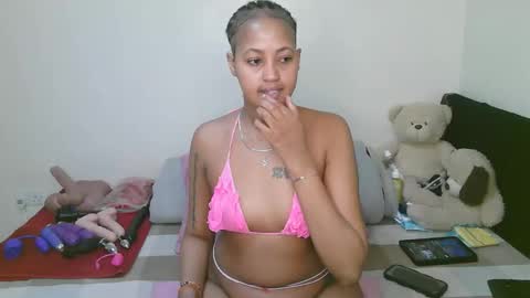 sexy_bluegirl online show from May 5, 10:23 am