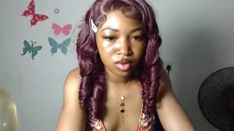 Snapshot of sexy_bluey247 chatting on December 23, 4:54 am sexy_bluey247 online show from December 23, 4:54 am