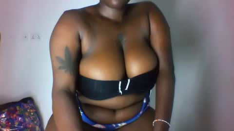 boobie girl online show from February 6, 4:32 pm