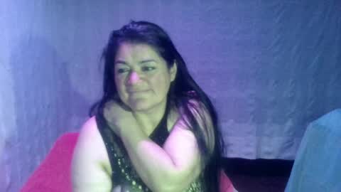 Snapshot of sexy_camy chatting on April 18, 4:16 am Camy Yamy online show from April 18, 4:16 am