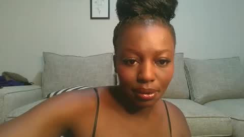 Snapshot of sexy_candia chatting on April 5, 8:11 am Stacy online show from April 5, 8:11 am