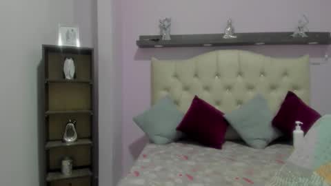 sexy_candy18x online show from January 19, 12:03 am