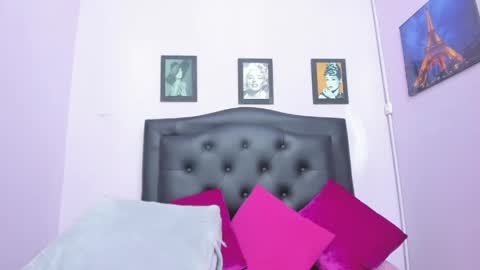 sexy_candy18x online show from May 15, 11:12 pm