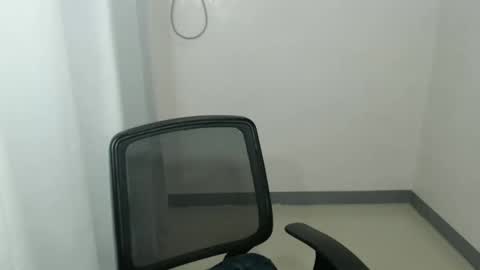 sexy_candy69x online show from January 17, 4:39 am