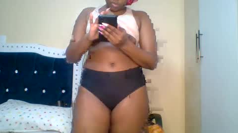 Snapshot of sexy_cherry001 chatting on July 20, 2:52 pm shydolly01 online show from July 20, 2:52 pm
