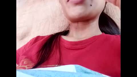 Snapshot of sexy_cum31 chatting on January 18, 2:15 am sexy_cum31 online show from January 18, 2:15 am