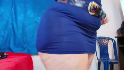 Snapshot of sexy_curvi chatting on April 14, 4:57 pm karla instagram online show from April 14, 4:57 pm