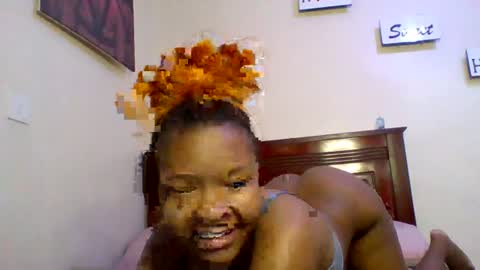 Snapshot of sexy_dianaa chatting on July 2, 9:37 am sexy_dianaa online show from July 2, 9:37 am