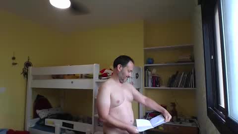 sexy_don40 online show from November 4, 8:35 am