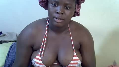 Snapshot of sexy_ebony20 chatting on February 27, 10:59 am ebony online show from February 27, 10:59 am