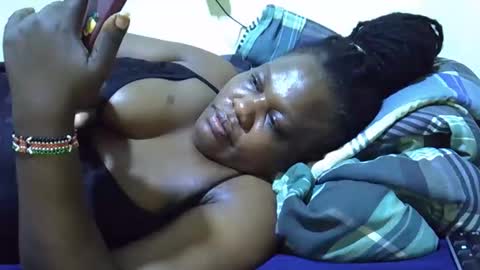 Snapshot of sexy_ebony254 chatting on October 11, 7:51 am sexy_ebony254 online show from October 11, 7:51 am