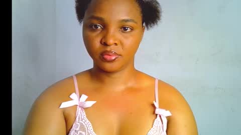 Clara online show from December 1, 7:30 pm