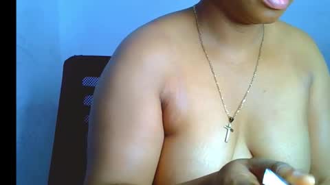 Clara online show from December 5, 5:42 pm