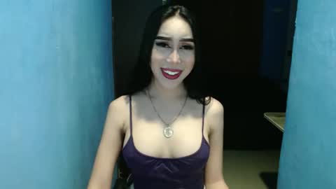 Snapshot of sexy_emily92 chatting on January 15, 10:53 am sexy_emily92 online show from January 15, 10:53 am