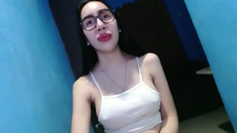 Snapshot of sexy_emily92 chatting on January 31, 7:11 pm sexy_emily92 online show from January 31, 7:11 pm