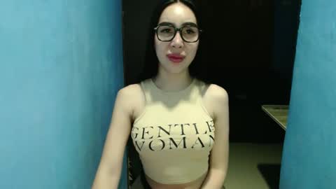 Snapshot of sexy_emily92 chatting on March 16, 8:13 pm sexy_emily92 online show from March 16, 8:13 pm