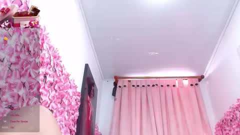 Snapshot of sexy_fresita chatting on February 12, 2:54 pm Soy Fresita online show from February 12, 2:54 pm