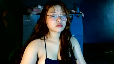 hannah online show from July 29, 8:23 am