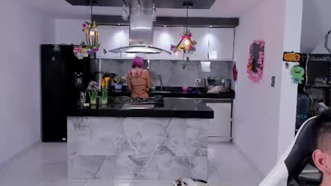 WENDY  MAX  AND VICKY online show from July 8, 4:39 am