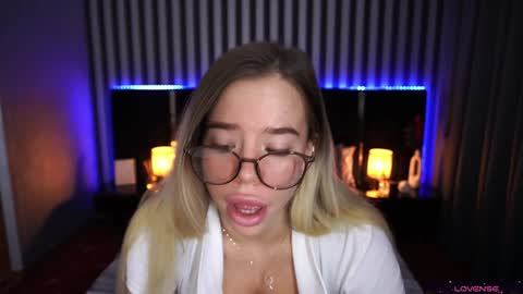 Snapshot of sexy_ira chatting on January 30, 6:46 am Ira online show from January 30, 6:46 am