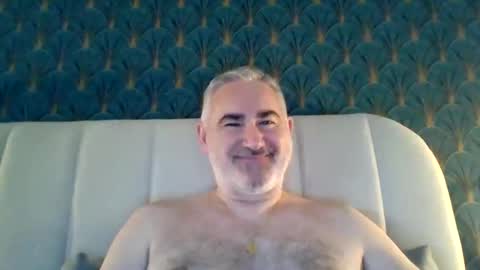 Snapshot of sexy_italiandaddy chatting on June 2, 5:20 am Antonio online show from June 2, 5:20 am