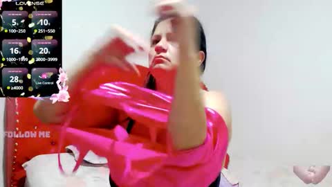 Snapshot of sexy_jhoan77 chatting on November 26, 11:00 am Jhoan online show from November 26, 11:00 am