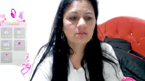 Snapshot of sexy_jhoan77 chatting on January 18, 8:29 am Jhoan online show from January 18, 8:29 am