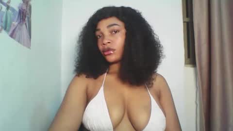 Snapshot of sexy_kitty881 chatting on October 10, 6:18 pm Sexy kitty881 online show from October 10, 6:18 pm