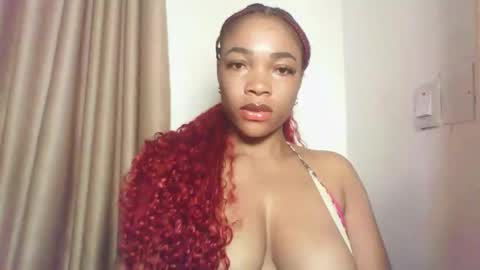 Snapshot of sexy_kitty881 chatting on November 6, 7:09 am Sexy kitty881 online show from November 6, 7:09 am