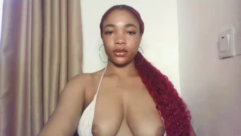 Snapshot of sexy_kitty881 chatting on November 12, 8:15 am Sexy kitty881 online show from November 12, 8:15 am