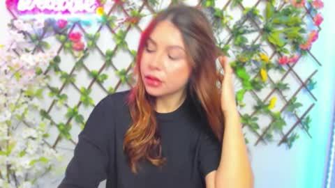 Snapshot of sexy_lily20 chatting on November 16, 11:54 pm Lily online show from November 16, 11:54 pm