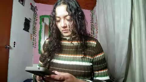sexy lolas online show from May 18, 3:57 am