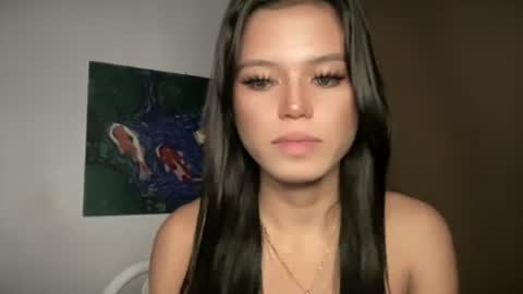 Nicole online show from May 15, 11:45 pm