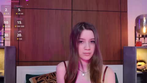 Snapshot of sexy_me_bb chatting on April 12, 5:51 pm Alison online show from April 12, 5:51 pm