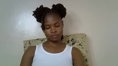 Molyne online show from March 17, 6:00 pm