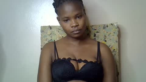 Molyne online show from April 29, 11:44 pm