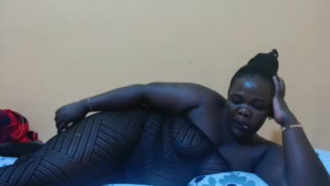 sexy_mummy25 online show from December 18, 12:49 am