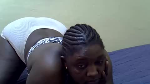 sexy_naila2 online show from May 5, 8:11 am