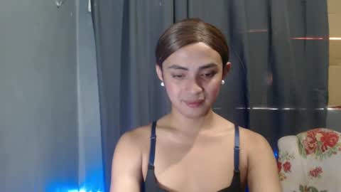Snapshot of sexy_naughtyjasminxxx chatting on February 4, 6:14 am Jasmin online show from February 4, 6:14 am
