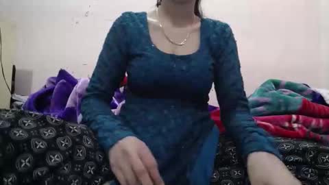 sexy_nisha1 online show from April 14, 2:56 pm