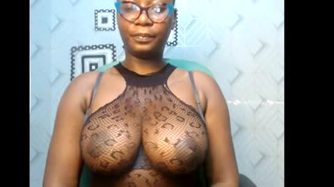 zoe online show from February 6, 7:13 am