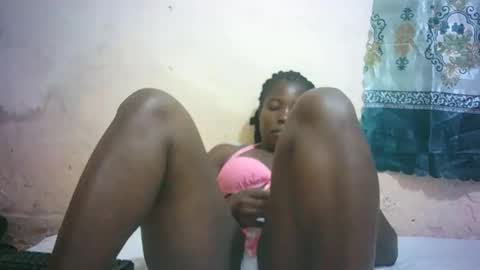 Snapshot of sexy_sandrah chatting on April 22, 7:22 am sexy_sandrah online show from April 22, 7:22 am