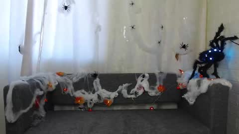 Snapshot of sexy_sansa chatting on October 15, 8:14 am Alina online show from October 15, 8:14 am