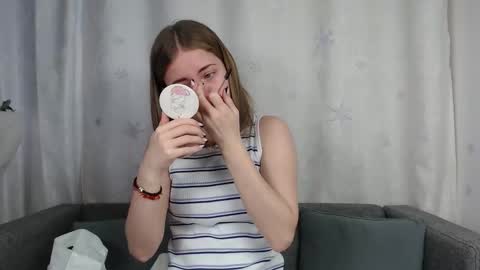 Snapshot of sexy_sansa chatting on November 20, 9:42 am Alina online show from November 20, 9:42 am