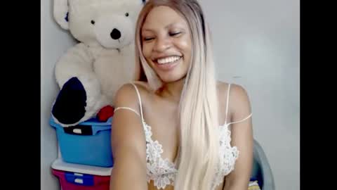 Snapshot of sexy_sophya chatting on February 21, 10:49 am sophia online show from February 21, 10:49 am