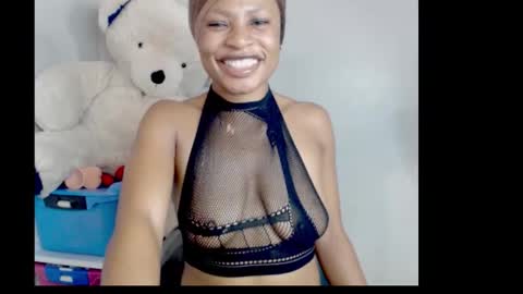 Snapshot of sexy_sophya chatting on February 25, 7:29 am sophia online show from February 25, 7:29 am