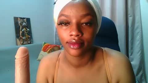 Snapshot of sexy_sweetcandy chatting on October 21, 6:36 am sexy sweetcandy online show from October 21, 6:36 am