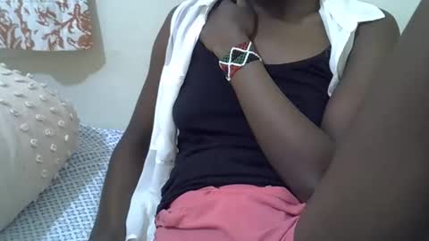 Snapshot of sexy_tania1 chatting on October 22, 10:15 am sexy_tania1 online show from October 22, 10:15 am